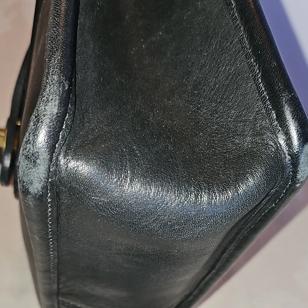 Coach Vintage Willis Black Leather Bag - Picture 9 of 14